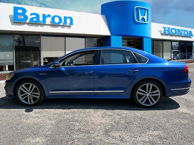 2017 Volkswagen Passat R-Line Comfort