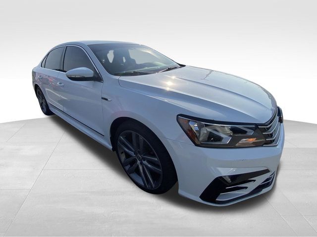 2017 Volkswagen Passat R-Line Comfort