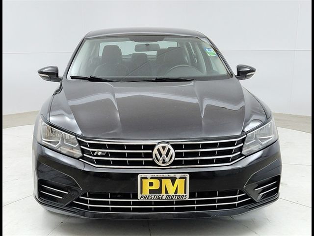 2017 Volkswagen Passat R-Line Comfort