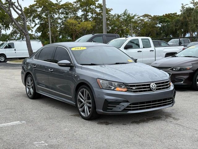 2017 Volkswagen Passat R-Line Comfort