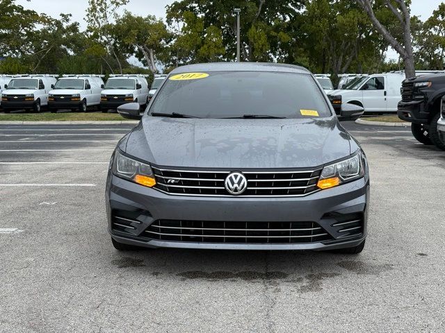 2017 Volkswagen Passat R-Line Comfort