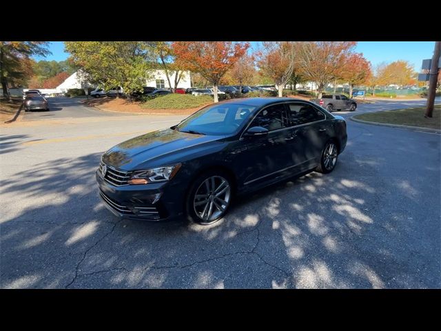 2017 Volkswagen Passat R-Line Comfort