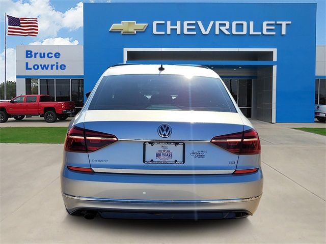 2017 Volkswagen Passat R-Line Comfort