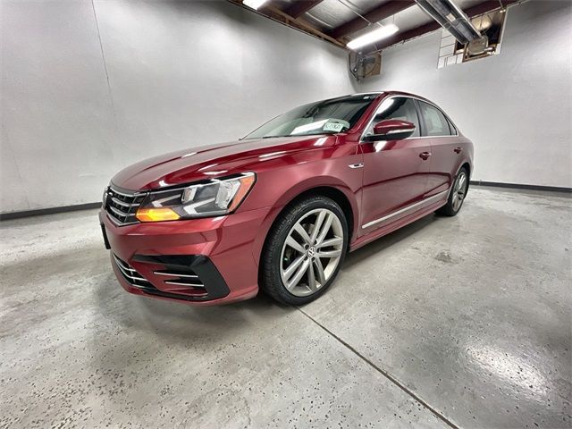 2017 Volkswagen Passat R-Line Comfort