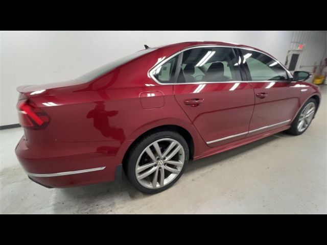 2017 Volkswagen Passat R-Line Comfort