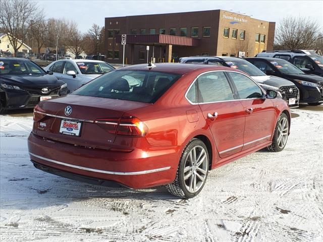 2017 Volkswagen Passat R-Line Comfort