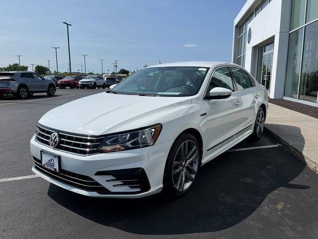 2017 Volkswagen Passat R-Line Comfort