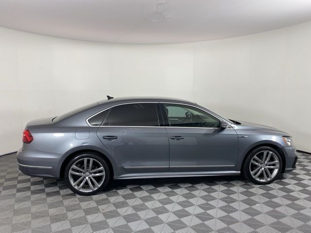 2017 Volkswagen Passat R-Line Comfort