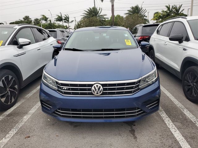 2017 Volkswagen Passat R-Line Comfort