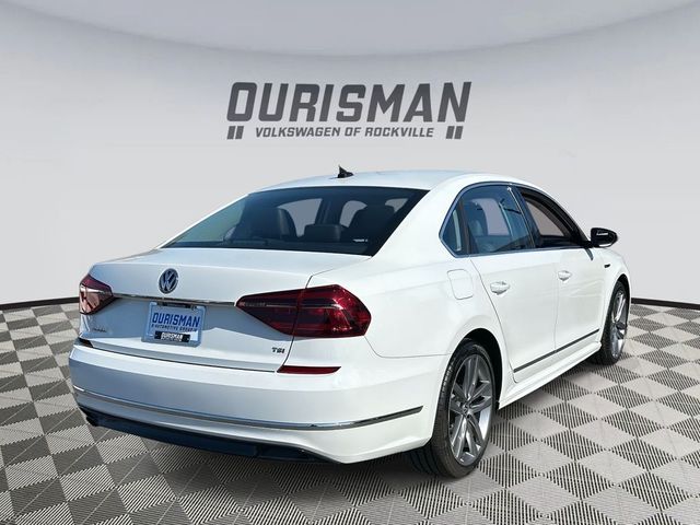 2017 Volkswagen Passat R-Line Comfort