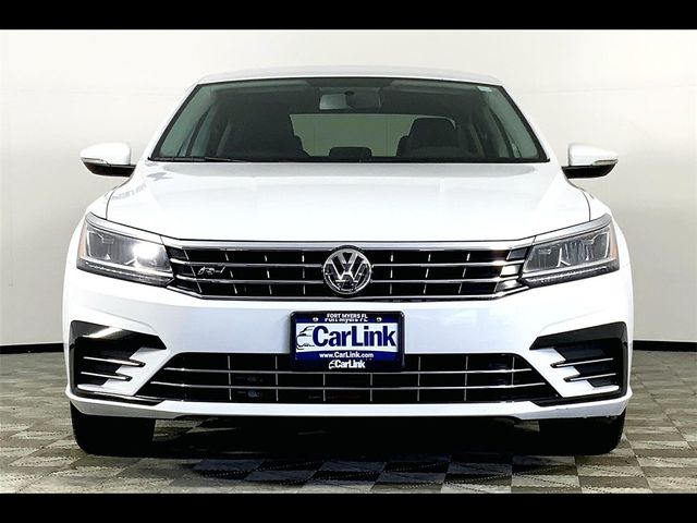 2017 Volkswagen Passat R-Line Comfort