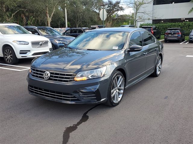 2017 Volkswagen Passat R-Line Comfort