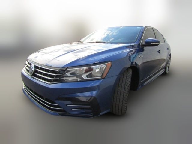 2017 Volkswagen Passat R-Line Comfort