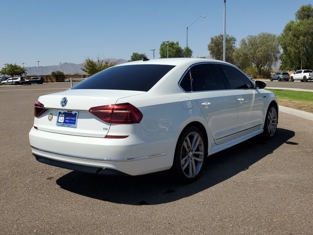 2017 Volkswagen Passat R-Line Comfort