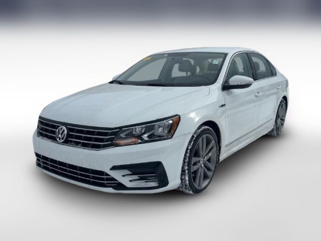 2017 Volkswagen Passat R-Line Comfort