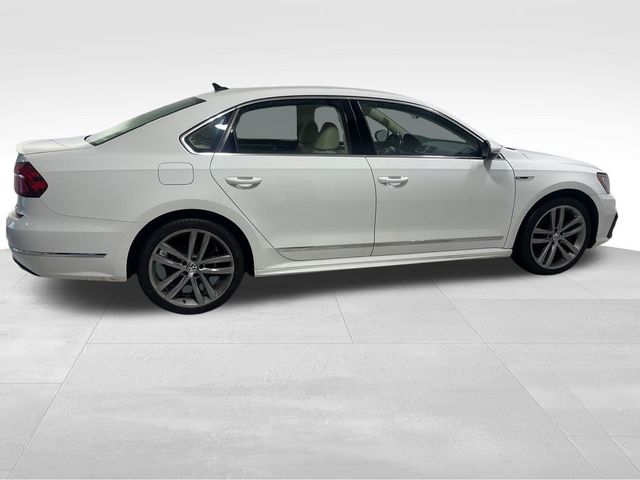 2017 Volkswagen Passat R-Line Comfort