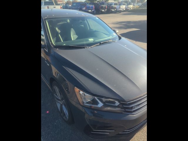 2017 Volkswagen Passat R-Line Comfort