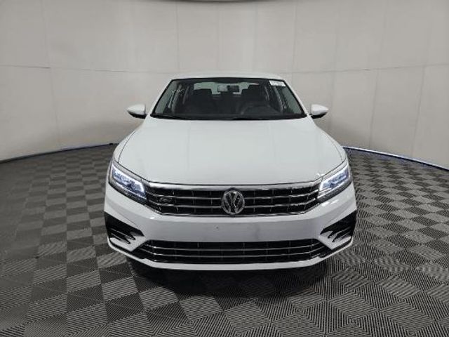 2017 Volkswagen Passat R-Line Comfort