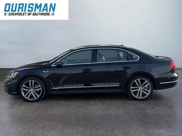 2017 Volkswagen Passat R-Line Comfort