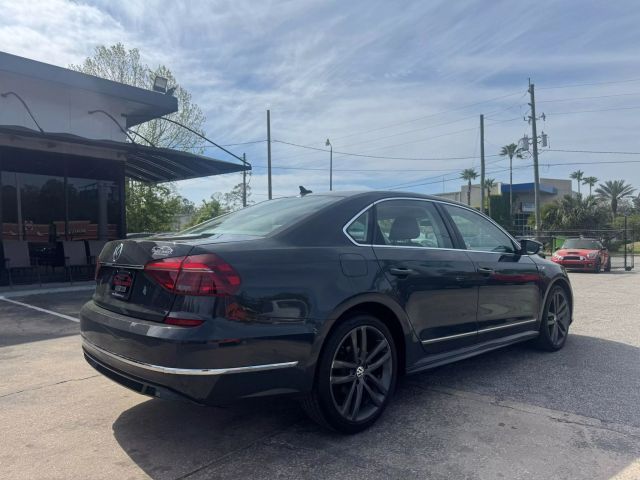 2017 Volkswagen Passat R-Line Comfort