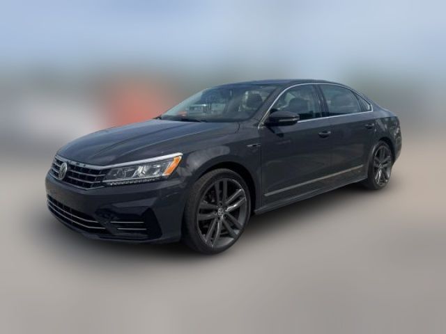 2017 Volkswagen Passat R-Line Comfort
