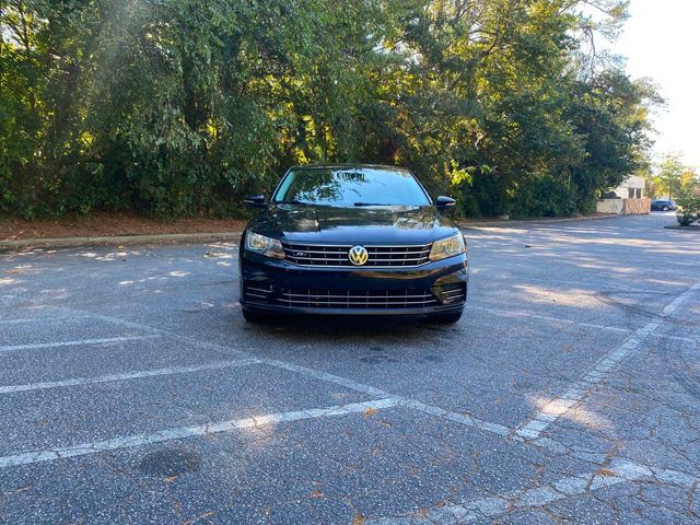 2017 Volkswagen Passat R-Line Comfort