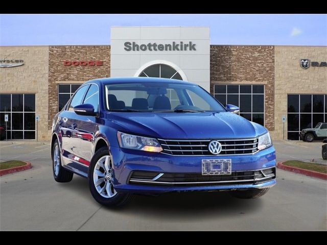 2017 Volkswagen Passat 1.8T S