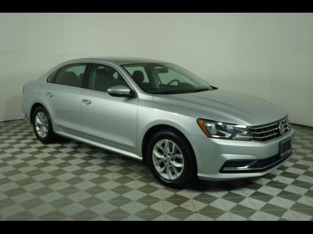 2017 Volkswagen Passat 1.8T S