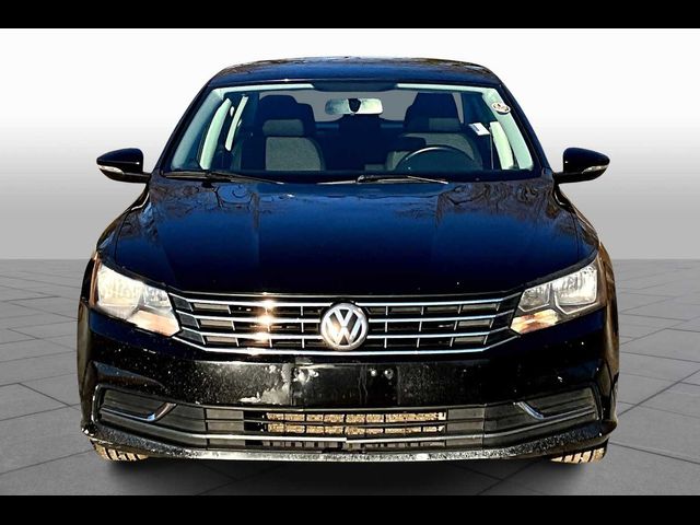 2017 Volkswagen Passat 1.8T S