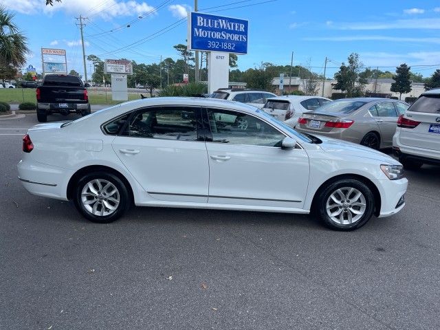 2017 Volkswagen Passat 1.8T S