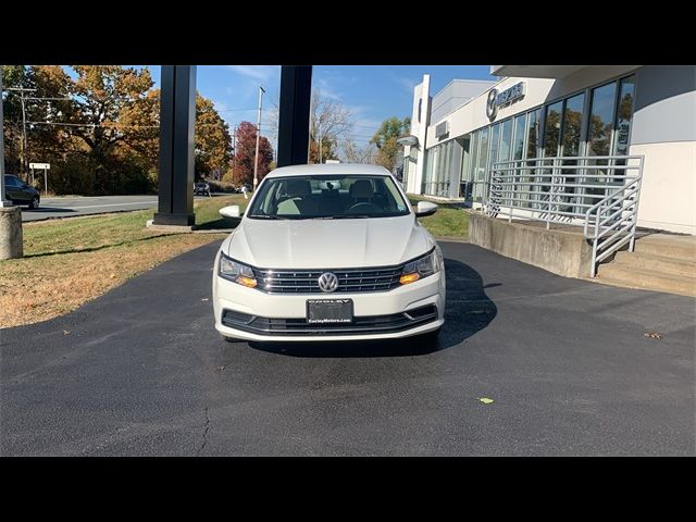 2017 Volkswagen Passat 1.8T S