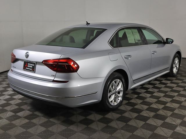 2017 Volkswagen Passat 1.8T S