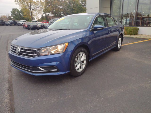 2017 Volkswagen Passat 1.8T S