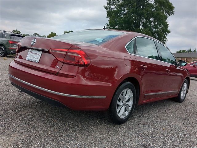 2017 Volkswagen Passat 1.8T S