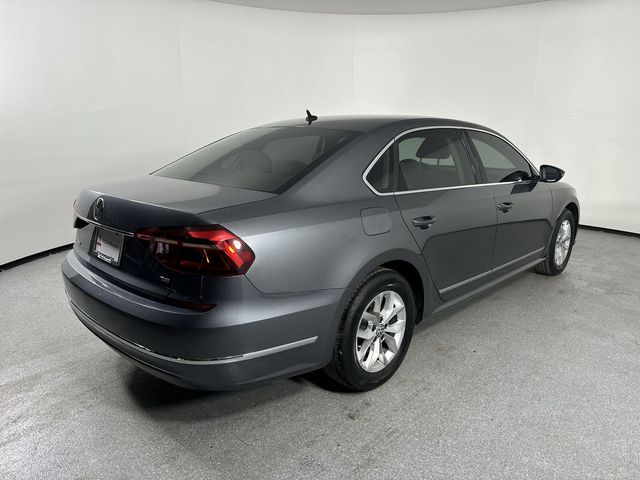 2017 Volkswagen Passat 1.8T S