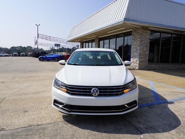 2017 Volkswagen Passat 1.8T S