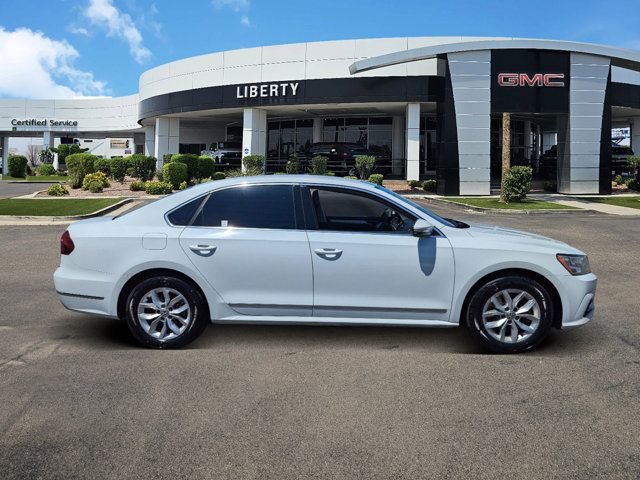 2017 Volkswagen Passat 1.8T S