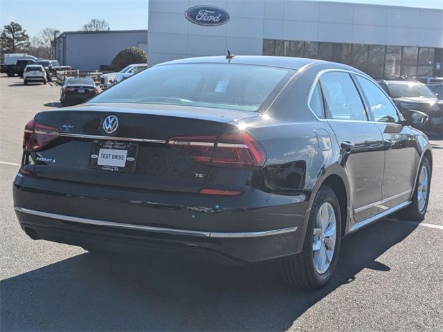 2017 Volkswagen Passat 1.8T S