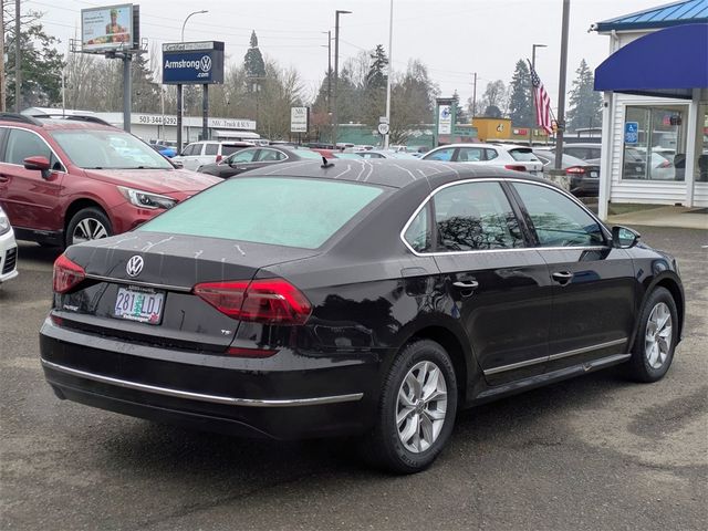 2017 Volkswagen Passat 1.8T S