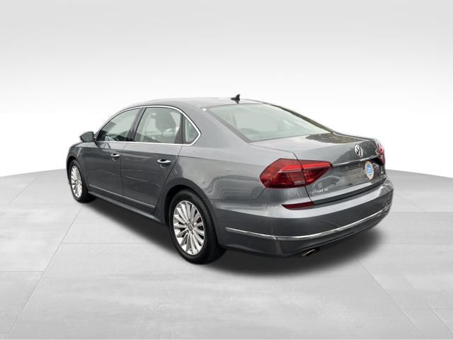 2017 Volkswagen Passat 1.8T SE