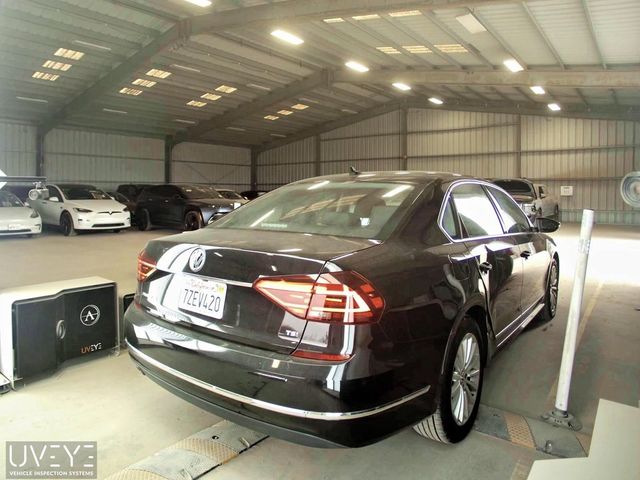 2017 Volkswagen Passat 1.8T SE