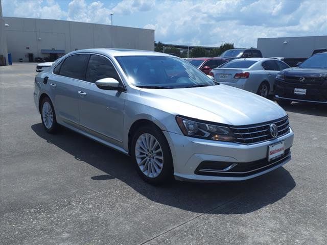 2017 Volkswagen Passat 1.8T SE