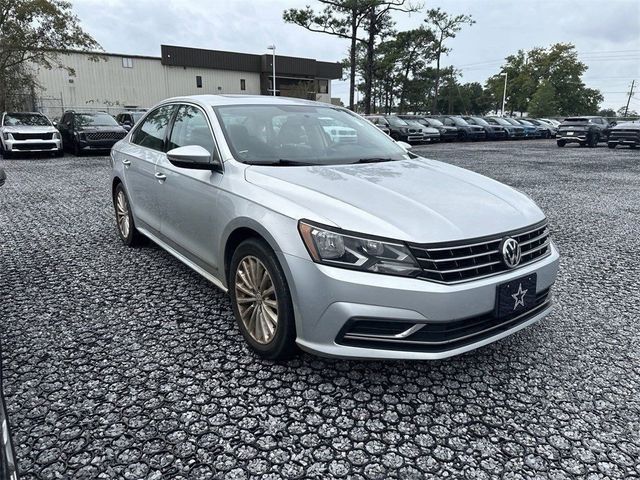 2017 Volkswagen Passat 1.8T SE