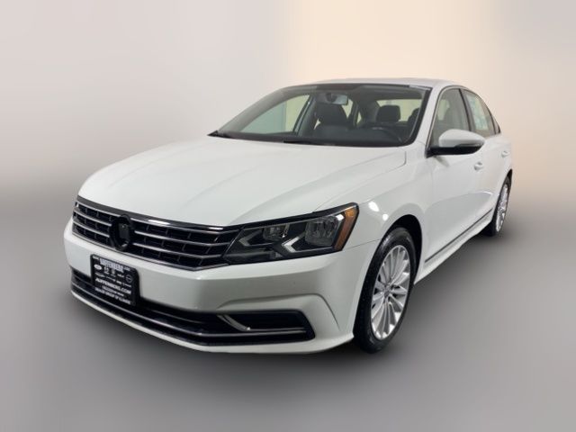 2017 Volkswagen Passat 1.8T SE