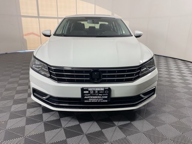 2017 Volkswagen Passat 1.8T SE