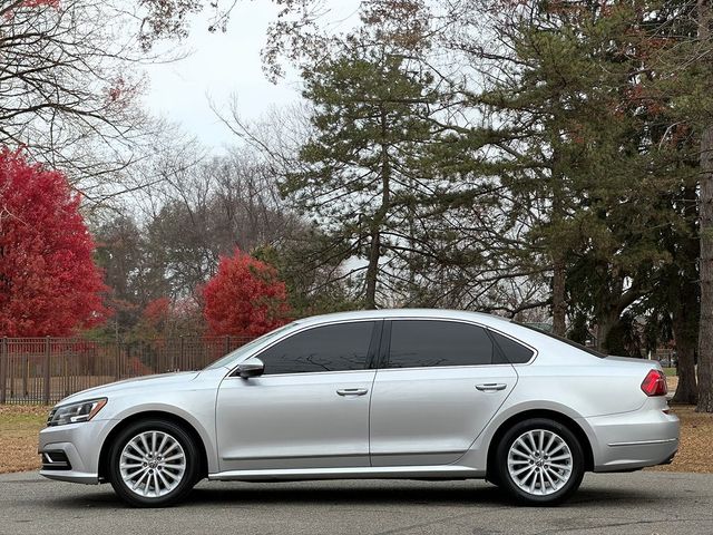 2017 Volkswagen Passat 1.8T SE