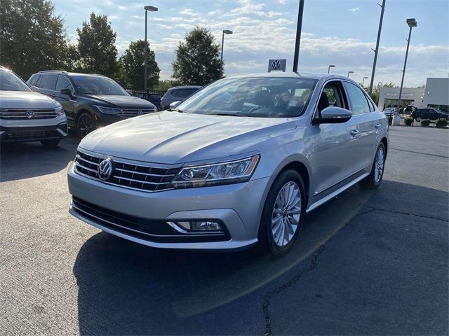 2017 Volkswagen Passat 1.8T SE