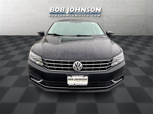 2017 Volkswagen Passat 1.8T SE