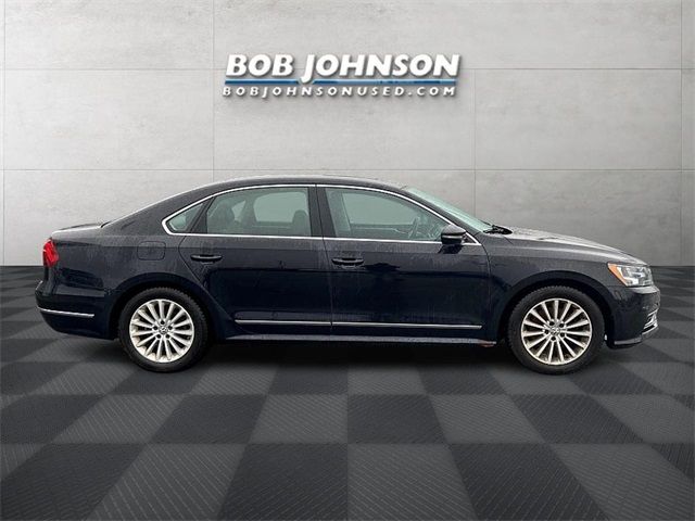 2017 Volkswagen Passat 1.8T SE