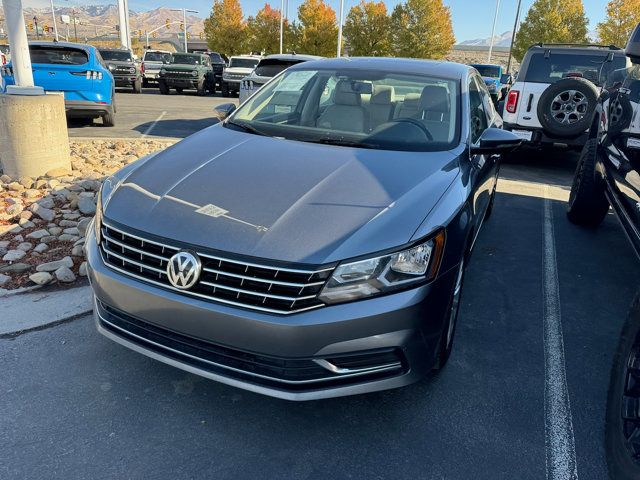 2017 Volkswagen Passat 1.8T SE